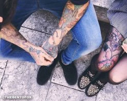 A9184 Black Suede No-Ring VLK Sneaker Womens