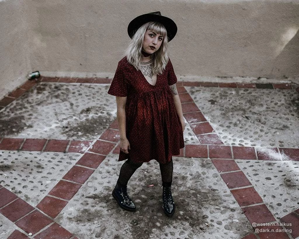 A9502 Black Hologram Pointed Lace Up Boot Womens 10 A9502 Black Hologram Pointed Lace Up Boot Womens