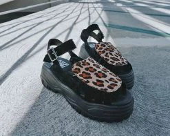 A9722L Black & Leopard Wave Platform Sandal Womens