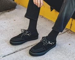 A9853 Womens Black Suede VLK Mule Sneaker
