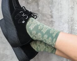 TSK1136 Womens Sage Filigree Mesh Sock
