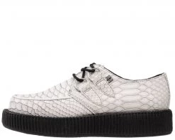 V9018 White Dragon Embossed Creepers