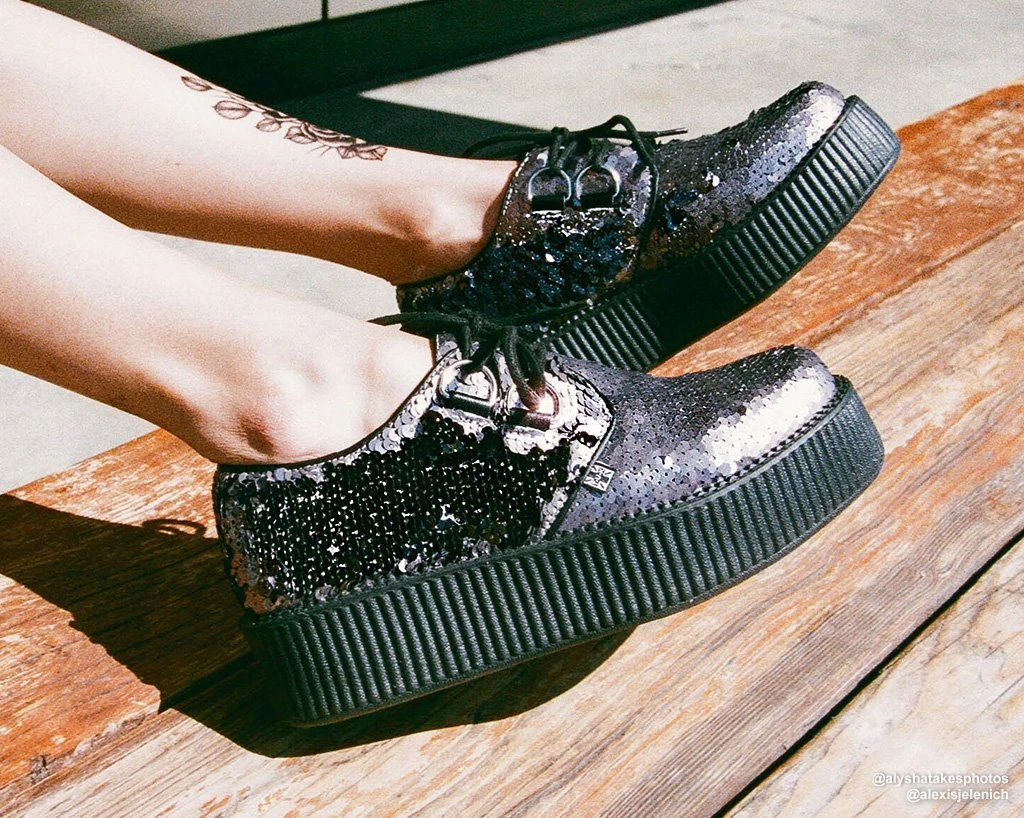 V9467 Gunmetal Two-Way Sequin Viva Mondo Creeper 7 V9467 Gunmetal Two-Way Sequin Viva Mondo Creeper